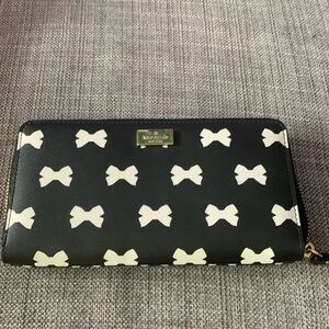 Kate Spade leather zip around wallet
